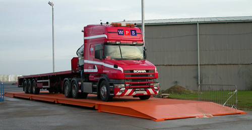 Truck_on_weighbridge-opt.jpg